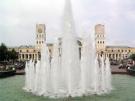 В Харькове продолжают строится фонтаны