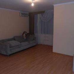 Продам - Квартиры - Алексеевка, П.Поле