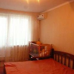 Продам - Квартиры - Алексеевка, П.Поле